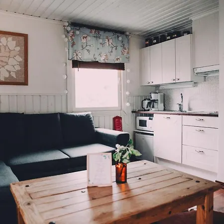 Vaeaeksyn Apteekinmajoitus Vaaksy