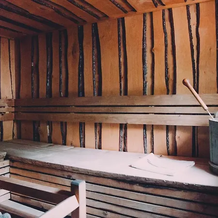 Vaeaeksyn Apteekinmajoitus Vääksy